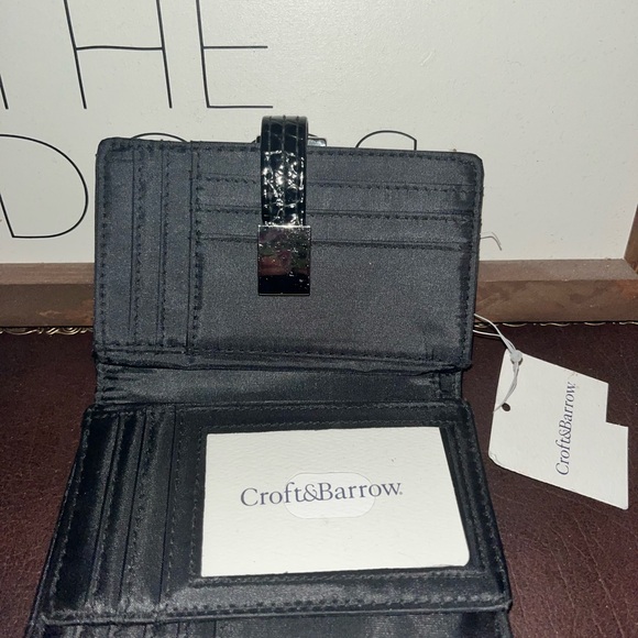 NWT Croft & Barrow Indexer Wallet - Picture 3 of 5